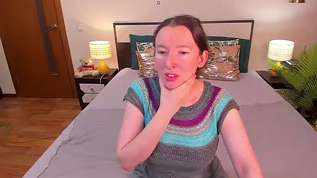 CatherineWalls online show from May 21, 2026, 8:12 am