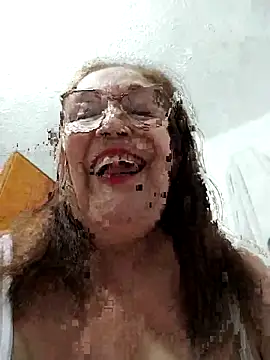 Snapshot of Vicky_Rosse chatting on September 26, 2025, 6:37 pm Vicky Rosse online show from September 26, 2025, 6:37 pm