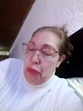 Snapshot of Vicky_Rosse chatting on October 2, 2025, 8:56 pm Vicky Rosse online show from October 2, 2025, 8:56 pm