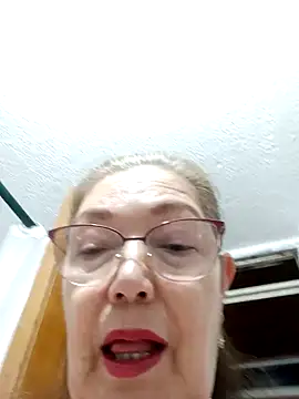 Vicky Rosse online show from February 5, 2025, 2:37 pm