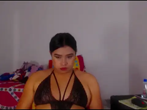 Snapshot of katrinawillff chatting on July 13, 2026, 6:13 am katrinawillff online show from July 13, 2026, 6:13 am