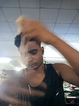 Snapshot of Aayankhan99 chatting on October 24, 2025, 5:45 pm Aayankhan99 online show from October 24, 2025, 5:45 pm