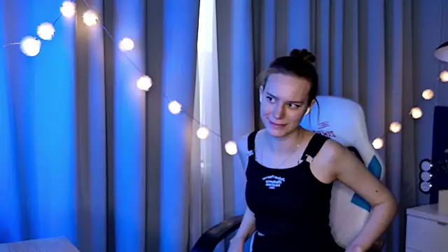 Ramona    online show from February 22, 2025, 1:02 pm