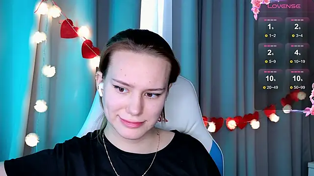 Ramona    online show from February 17, 2025, 12:38 pm