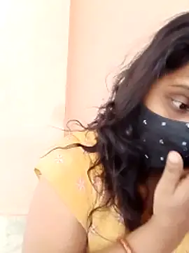 Indiantina online show from April 19, 2026, 9:54 am