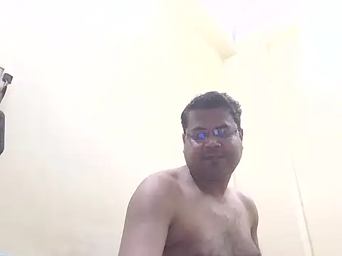 aakash ModelBrown online show from December 14, 2025, 2:55 pm