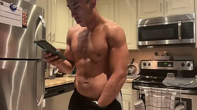 BigGuyMuscle online show from March 7, 2025, 1:31 am