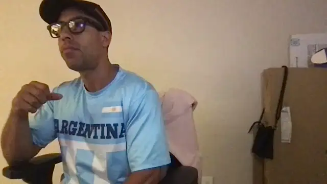 BigGuyMuscle online show from March 18, 2025, 3:12 am