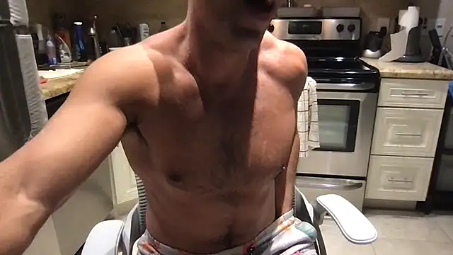 Snapshot of BigGuyMuscle chatting on February 24, 2026, 7:42 am BigGuyMuscle online show from February 24, 2026, 7:42 am