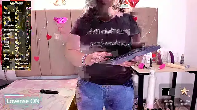 Snapshot of Zaly_mature chatting on October 7, 2025, 12:33 am Zaly mature online show from October 7, 2025, 12:33 am