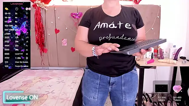 Snapshot of Zaly_mature chatting on October 17, 2025, 2:04 am Zaly mature online show from October 17, 2025, 2:04 am