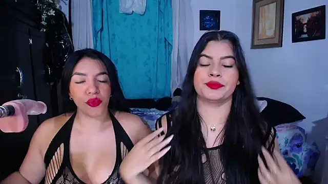 Sharlottee online show from March 14, 2026, 1:50 pm