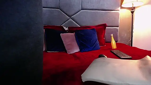 Snapshot of liam_howard chatting on October 6, 2025, 7:36 pm liam howard online show from October 6, 2025, 7:36 pm