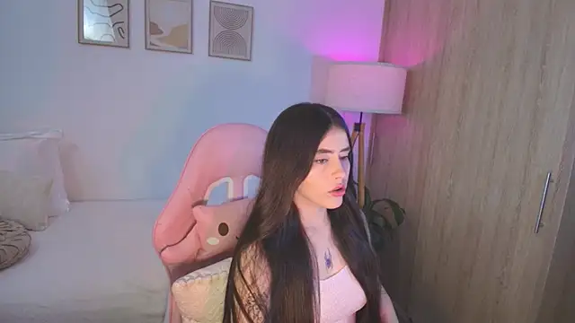 iriswest  online show from September 29, 2025, 12:39 am