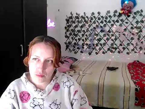 kittykalor09 online show from March 26, 2026, 6:39 pm