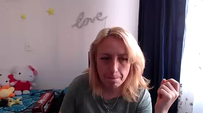 Snapshot of kittykalor09 chatting on December 5, 2024, 2:28 pm kittykalor09 online show from December 5, 2024, 2:28 pm