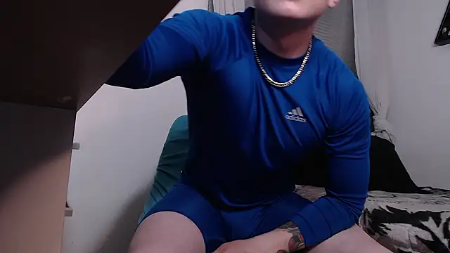 Snapshot of MathewCollin chatting on January 19, 2026, 5:11 am MathewCollin online show from January 19, 2026, 5:11 am