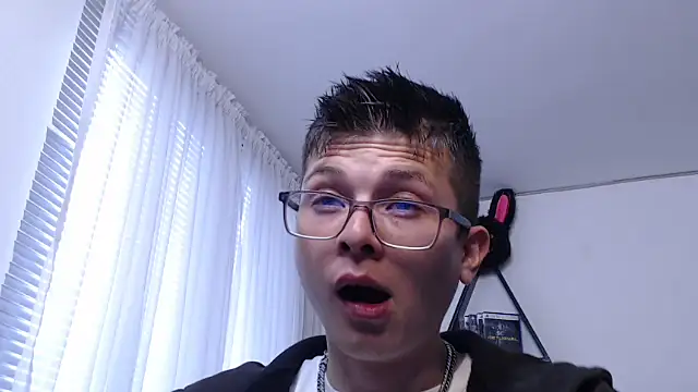 MathewCollin online show from March 8, 2025, 8:35 pm