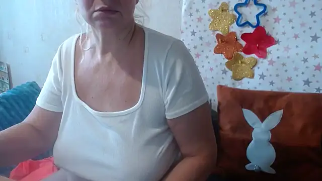 QueenLana online show from October 30, 2025, 8:23 am