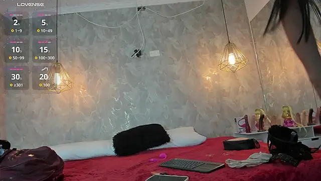 danaythamara1 online show from February 28, 2026, 9:36 pm