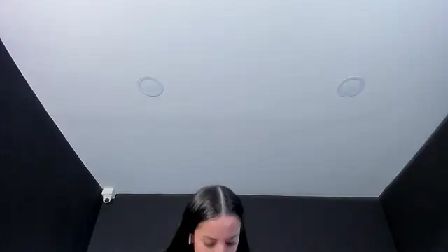 danaythamara1 online show from March 11, 2025, 9:59 pm