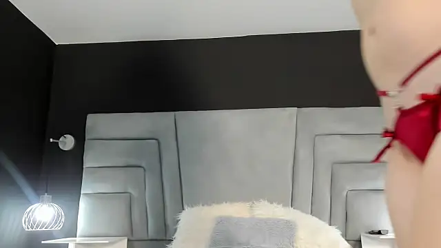 danaythamara1 online show from February 21, 2025, 8:38 pm