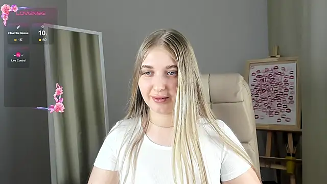 Snapshot of Adr1ana_ chatting on March 23, 2025, 5:21 am Adr1ana online show from March 23, 2025, 5:21 am