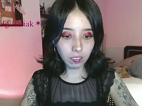 babyluna 8 8 online show from May 3, 2026, 2:16 am