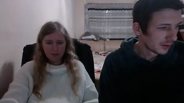 PeterAndJen online show from March 8, 2025, 6:43 am