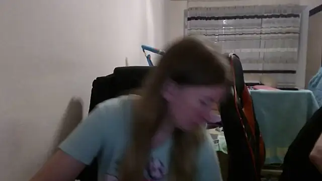 Snapshot of PeterAndJen chatting on September 16, 2025, 6:31 pm PeterAndJen online show from September 16, 2025, 6:31 pm