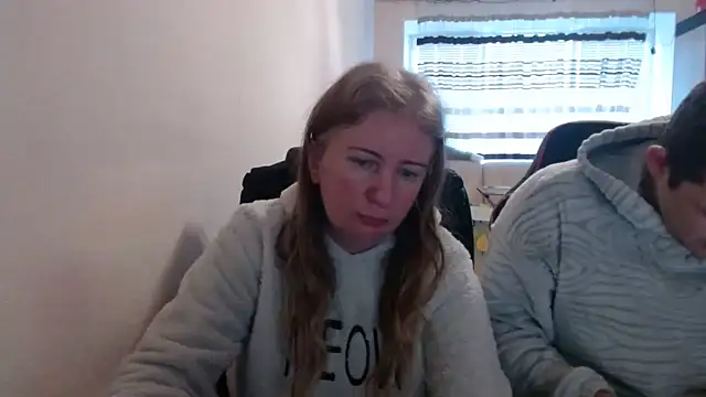 PeterAndJen online show from February 19, 2026, 6:21 am