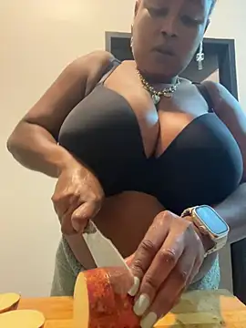 Sexy-Bubbles online show from February 18, 2026, 6:15 pm