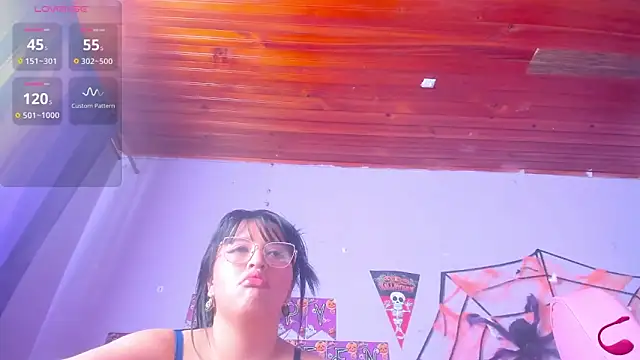 Snapshot of crissn0707 chatting on October 26, 2025, 1:11 pm crissn0707 online show from October 26, 2025, 1:11 pm