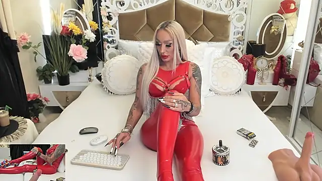 Snapshot of hotgirlsmoking_69xxx chatting on September 27, 2025, 3:29 pm hotgirlsmoking 69xxx online show from September 27, 2025, 3:29 pm