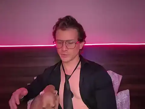 mcklister kinky feets online show from March 6, 2026, 10:16 pm