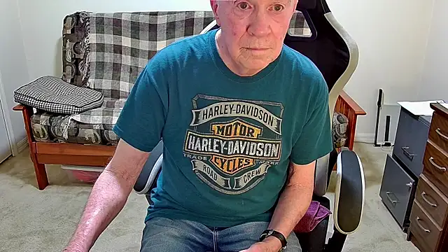 jimmy d47 online show from April 19, 2026, 6:32 pm