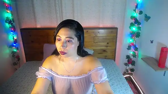 NikkieMilky online show from January 14, 2026, 1:53 am