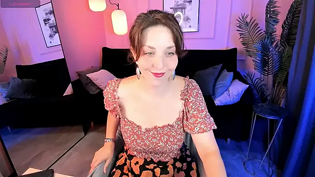 Snapshot of MargaretFatal chatting on July 2, 2026, 5:46 am MargaretFatal online show from July 2, 2026, 5:46 am