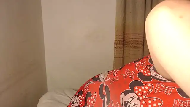 agathamiller01 online show from March 12, 2026, 10:52 am