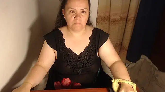 Snapshot of agathamiller01 chatting on February 6, 2026, 10:55 am agathamiller01 online show from February 6, 2026, 10:55 am