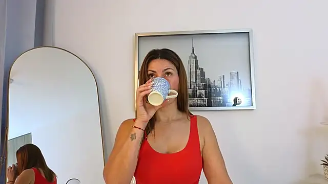 Snapshot of bella__adams chatting on January 17, 2026, 4:10 pm bella adams online show from January 17, 2026, 4:10 pm