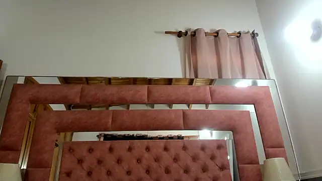 Snapshot of briana_wonder69xxx chatting on October 31, 2025, 3:30 pm briana wonder69xxx online show from October 31, 2025, 3:30 pm