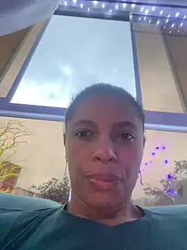 Snapshot of angelica_af chatting on December 17, 2024, 10:43 pm angelica af online show from December 17, 2024, 10:43 pm