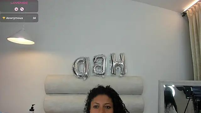 angelica af online show from October 1, 2025, 2:32 pm