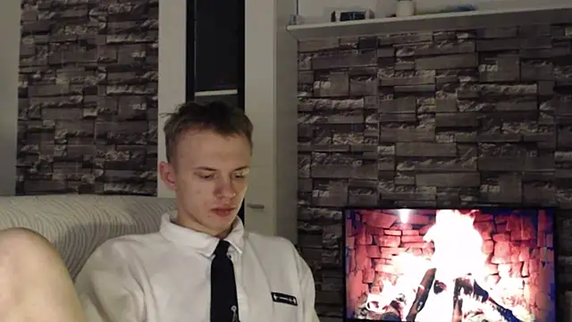 andrew bjorn online show from November 4, 2025, 8:23 pm