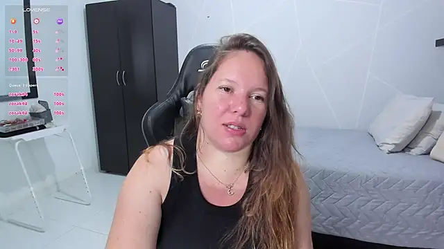 Snapshot of tamy_shine87 chatting on October 14, 2025, 3:07 am tamy shine87 online show from October 14, 2025, 3:07 am