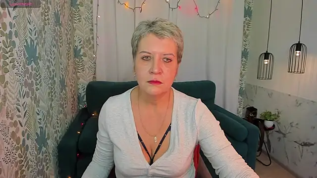 KathySunn online show from January 3, 2025, 1:35 pm