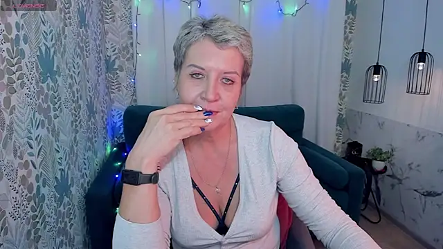KathySunn online show from January 3, 2025, 4:37 pm