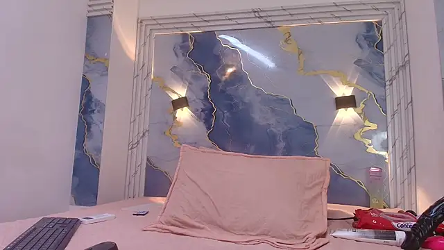 Snapshot of lorrayne_ chatting on September 13, 2025, 12:16 pm lorrayne  online show from September 13, 2025, 12:16 pm