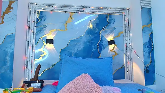 lorrayne  online show from January 15, 2026, 12:19 pm